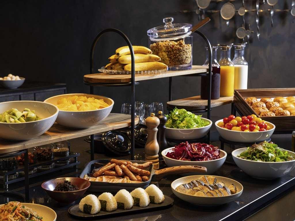 Mercure Tokyo Haneda Airport Restaurant photo